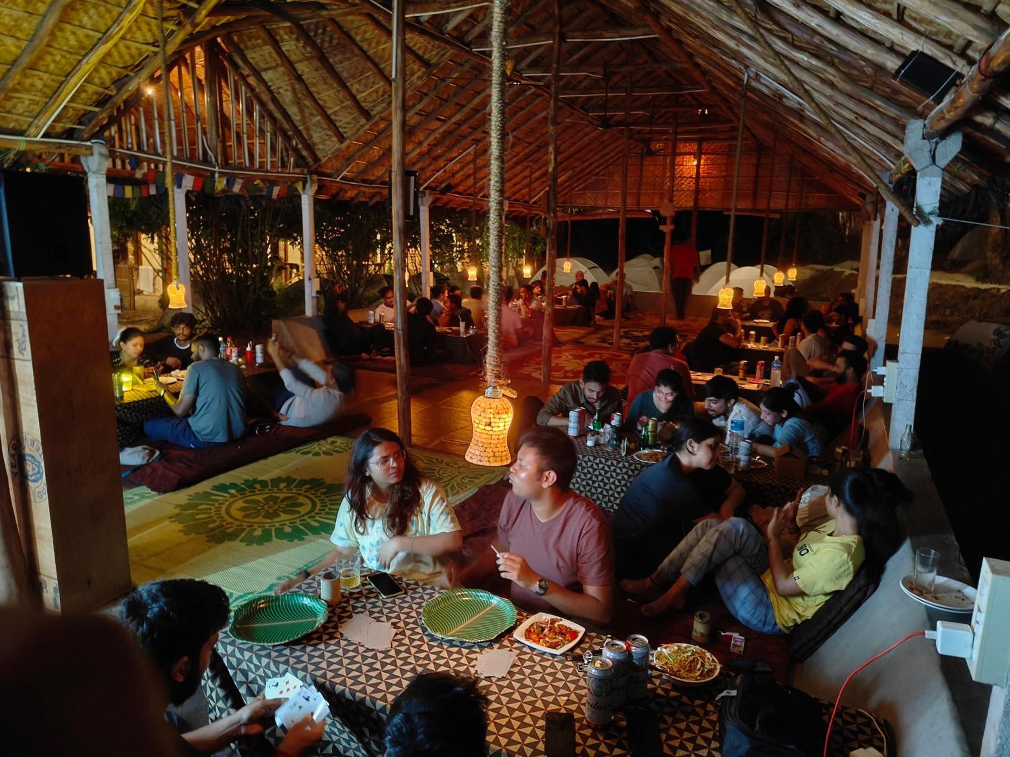 Lazy Panda Hotel Hampi Luaran gambar