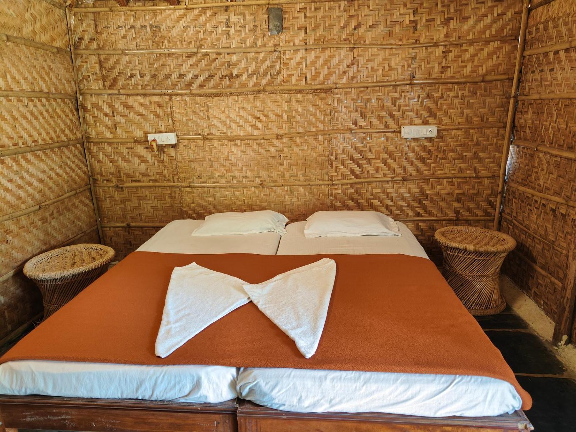 Lazy Panda Hotel Hampi Bilik gambar