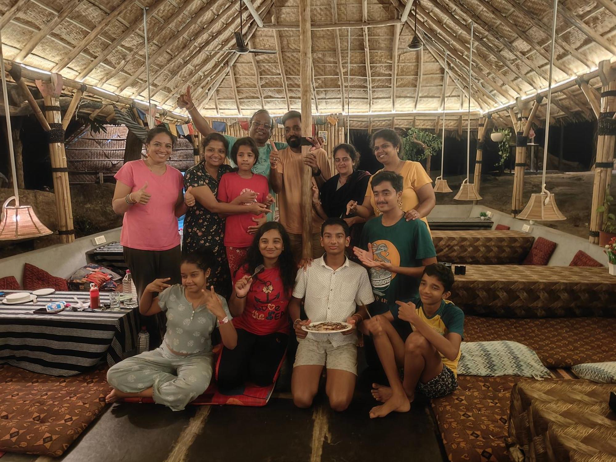 Lazy Panda Hotel Hampi Luaran gambar
